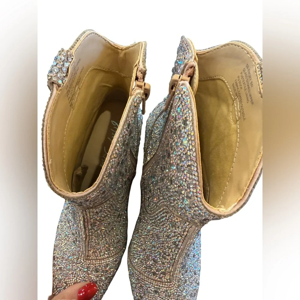 Betsey Johnson NWT Sz 6 Sparkling Crystal Heeled Western Boots (SH096) - Picture 5 of 14